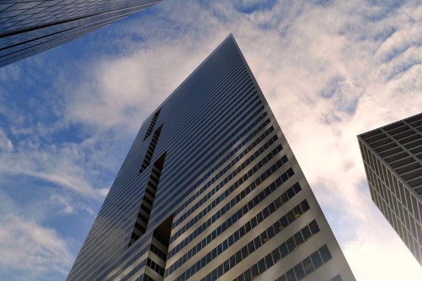 Kuvva Gıda'dan gayrimenkul satışı