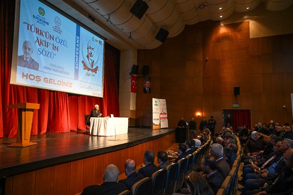 Mehmet Akif Ersoy, Malatya'da düzenlenen törenle anıldı