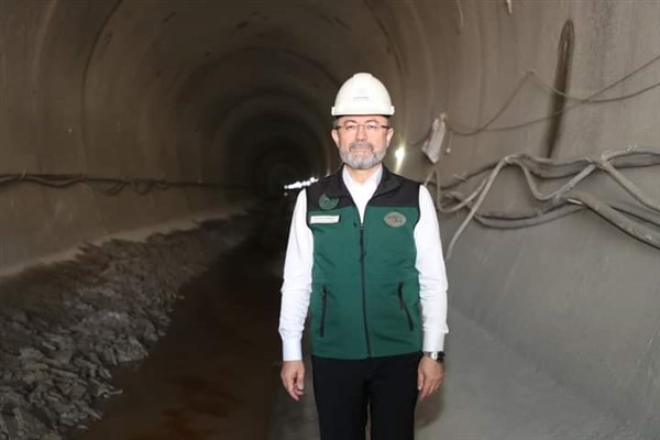 Bakan Yumaklı, Reyhanlı Barajı Takviye Tesisleri’ndeki çalışmaları inceledi