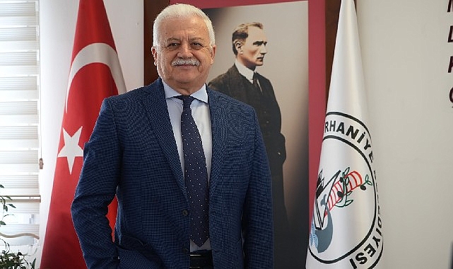 Burhaniye Belediye Başkanı Ali Kemal Deveciler yeni yıl dolayısıyla bir mesaj yayımladı.