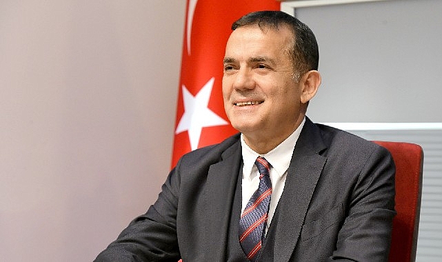 Başkan Özyiğit, Mersin'in kurtuluşunun 102.yılını kutladı
