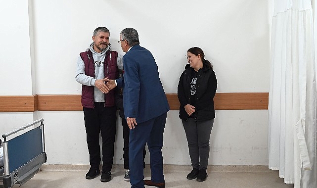 Başkan Topaloğlu'ndan hastalara ziyaret