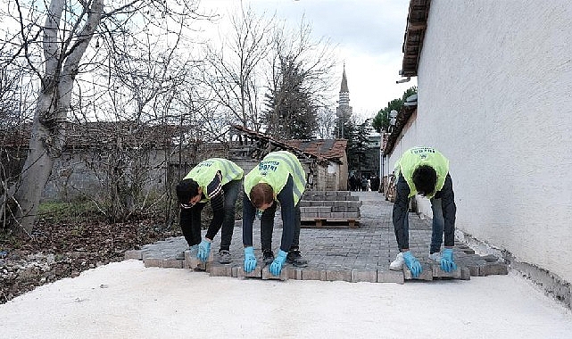 Bilalköy'ün Sokakları Parke Taşla Kaplanıyor