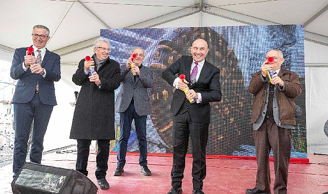 Soyer: “2025 yılının Aralık ayında tünelin sonundaki ışığı göreceğiz"
