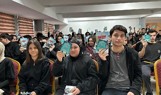 Üniversite adaylarına Başkan Dündar'dan “dijital" eğitim desteği