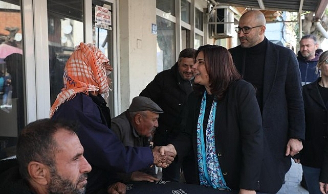 Aydın Büyükşehir Belediye Başkanı Özlem Çerçioğlu Germencik Pazarı'nda Vatandaşlarla Bir Araya Geldi