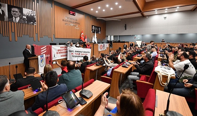 Egeşehir'de toplu sözleşme sevinci “Son nefesime kadar emeğin hakkını koruyacağım"