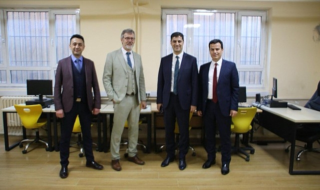 Hayat Boyu Öğrenme Daire Başkanları İzmir'de Bir Dizi Ziyaret Gerçekleştirdi