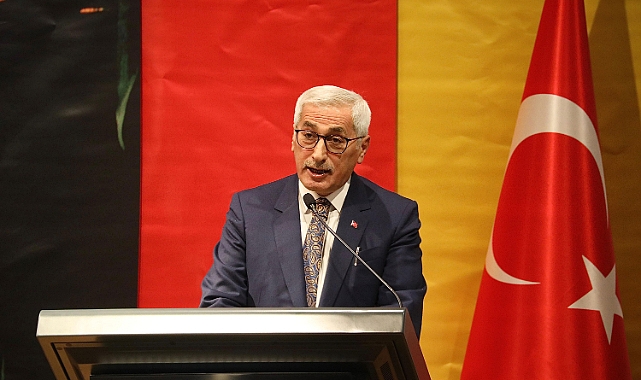 “Türkiye Selçukluları Konya Hanedan Türbesindeki Naaşların Tanzimi Projesi" Paneli Konya Büyükşehir'in Ev Sahipliğinde Yapıldı