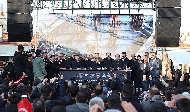 Ali Yerlikaya'nın Katılımıyla Konya Büyükşehir Kadınhanı'nın Kalbinde Tarihi Bir Kentsel Dönüşüme İmza Atıyor