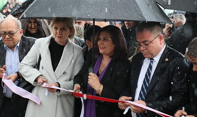 Aydın Büyükşehir Belediye Başkanı Özlem Çerçioğlu, Büyükşehir Belediyesi tarafından Aydın'a kazandırılan Evcil Hayvan Bakım ve Rehabilitasyon Merkezi'nin açılışını gerçekleştirdi