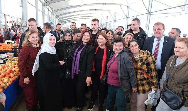 Aydın Büyükşehir Belediye Başkanı Özlem Çerçioğlu, Didim'de Ata Tohumlarından üretilen binlerce fidenin dağıtımını yaptı ve Didim Pazarı'nı ziyaret etti