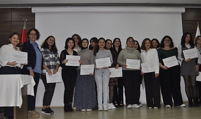 EÜ'de “Pozitif Ergen Gelişimi Programı" Sertifika Töreni