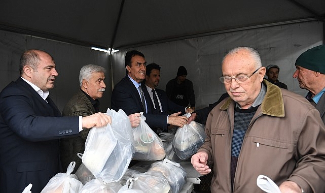 İftar yemekleri Başkan Dündar'dan