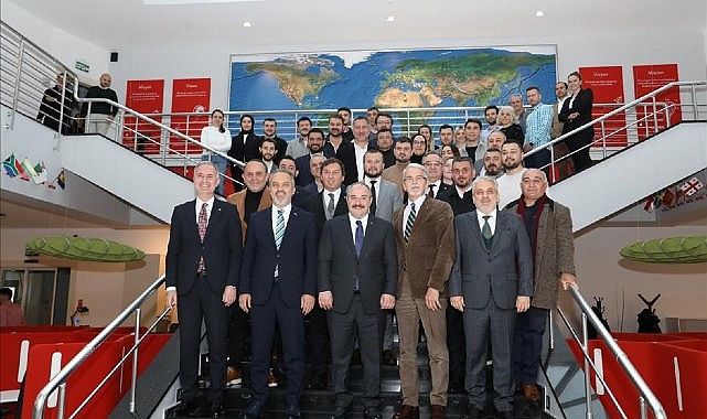 İnegöl Alper Taban'ı Bağrına Basıyor