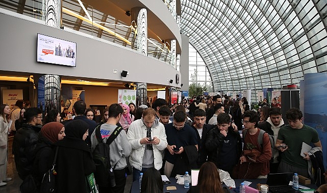İş dünyasından 250 firma ile Kariyer Günleri'nde buluştular