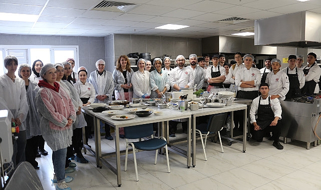 İzmir'de “Gastronomi ve Tasarım Sempozyumu" yapıldı