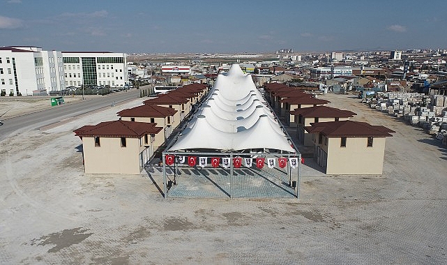Karaman Belediyesi'nin hanımlar için geliştirdiği bir proje olan Mümine Hatun Çarşısı 8 Mart Cuma günü açılıyor