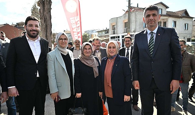 Kartepe Belediyesi Tepecik Mahallesi'nde FitKartepe Kadın Spor Merkezi'i düzenlenen törenle hizmete açtı