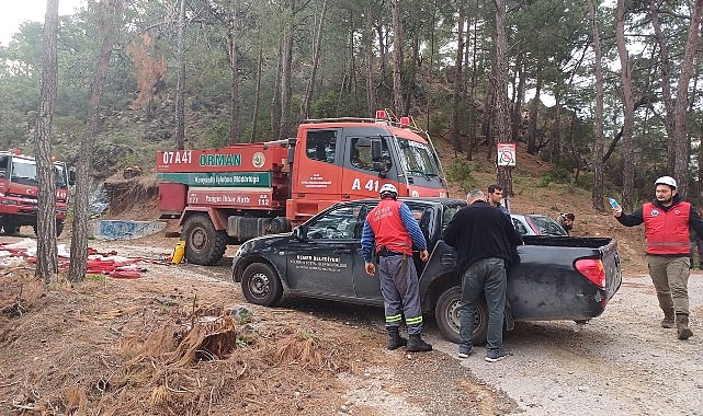 Kemer'de korkutan yangın