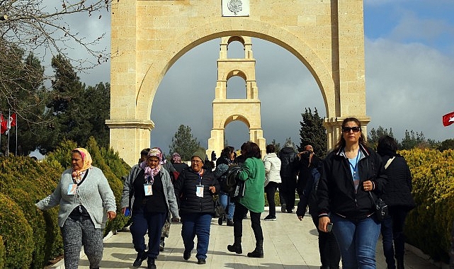 Muğla'lı Kadınlar Çanakkale Gezisinde Duygulandı