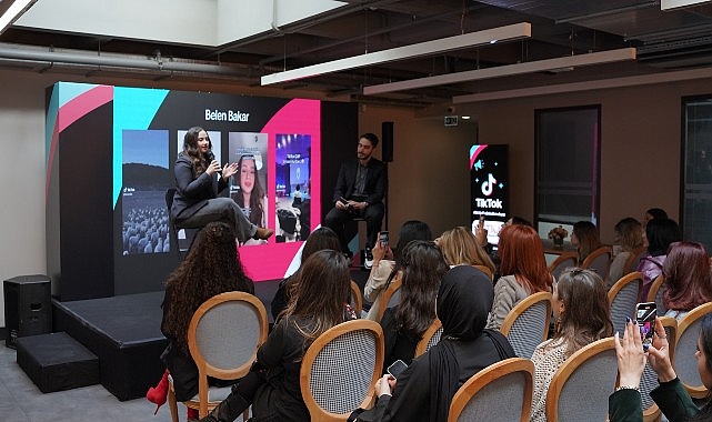 TikTok Türkiye'den 8 Mart paneli “Biz kadınlar bir sektör yarattık, şu an domine ediyoruz"