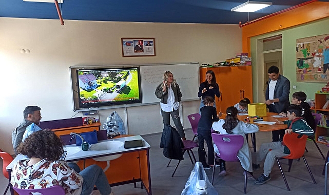Türkiye'nin Eğitimde Milli Modeli 'Harezmî Eğitimi' İzmir'de Başladı