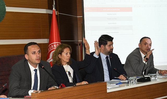 Bornova'da ilk meclis