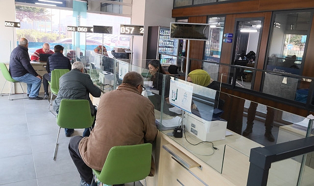 Büyükşehir'in gübre desteğine çiftçilerden yoğun ilgi