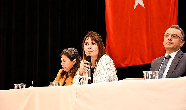 Malkara İlçe Kaymakamlığı öncülüğünde, 29 Nisan 2024 Pazartesi günü saat 13.00'de Malkara Kültür Merkezi'nde mahalle muhtarlarına bilgilendirme toplantısı düzenlendi