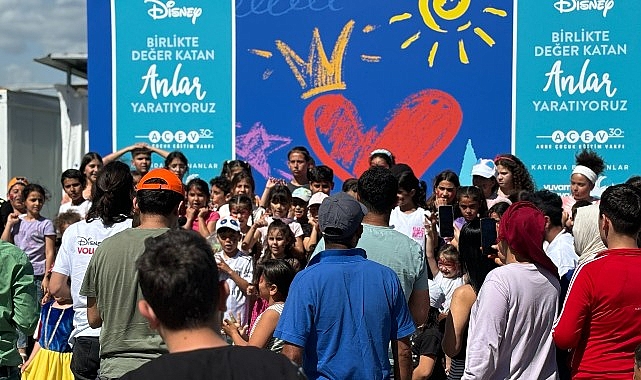 The Walt Disney Company AÇEV Hatay'ın Defne ilçesinde depremden etkilenen çocuklarla çok özel bir etkinliğe imza attı