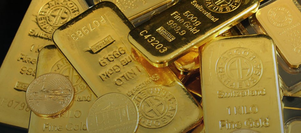 Altın doları getirilerinin güçlenmesiyle geriledi; enflasyon verileri bekleniyor