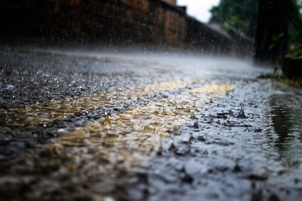 Meteoroloji'den gök gürültülü sağanak yağış uyarısı
