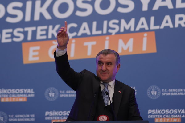 Bakan Bak, Hacettepe Atletik Spor Merkezi'nin açılışını yaptı