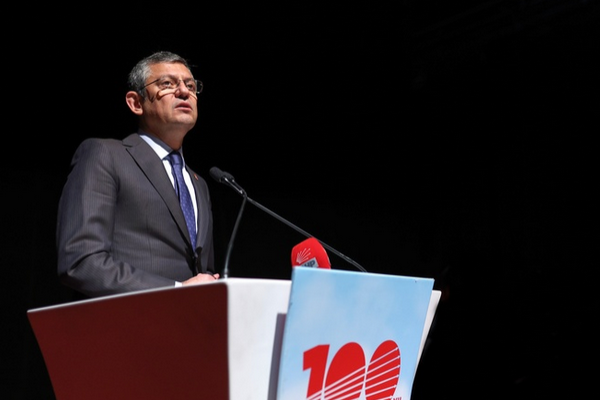 CHP Genel Başkanı Özel, BBP GEnel Başkanı Destici ile görüştü