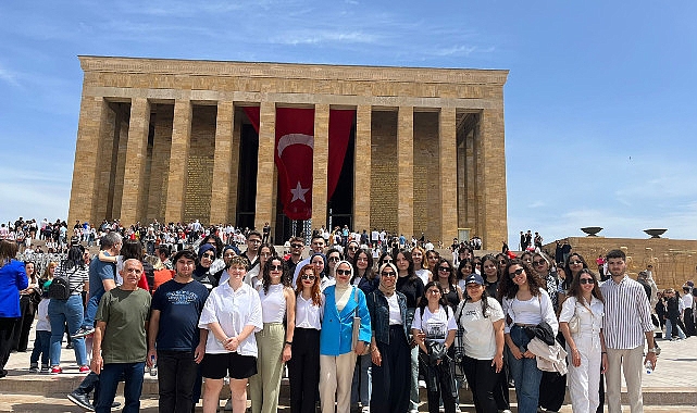 Antalya Büyükşehir Belediyesi'nden 19 Mayıs'ta gençlere anlamlı hediye