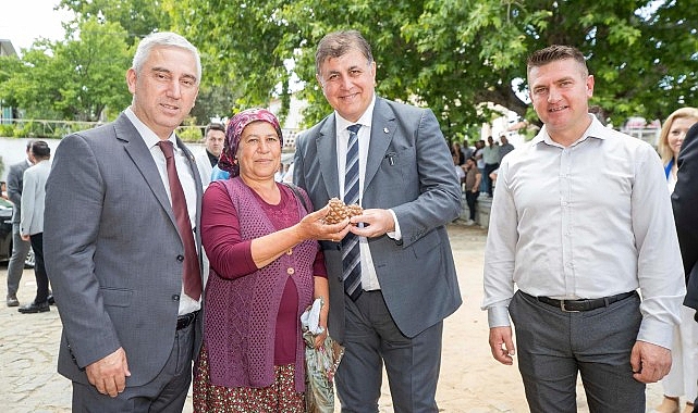Başkan Tugay'dan Bergama'da altın madenine karşı birlik mesajı “Hepimizin mücadele etmesi gerek"