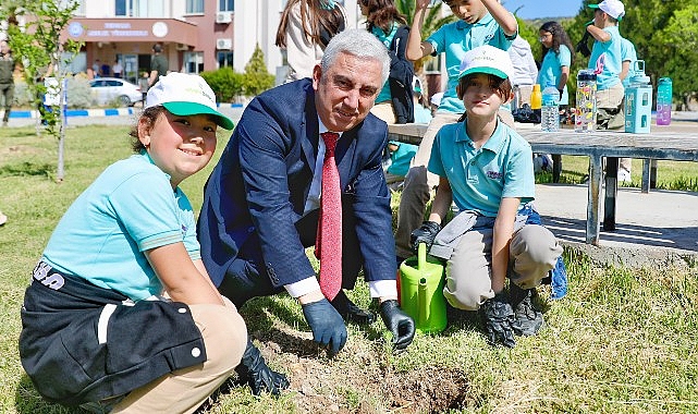 Bergama Belediye Başkanı Dr. Tanju Çelik “Orman Benim" Etkinliğine Katıldı