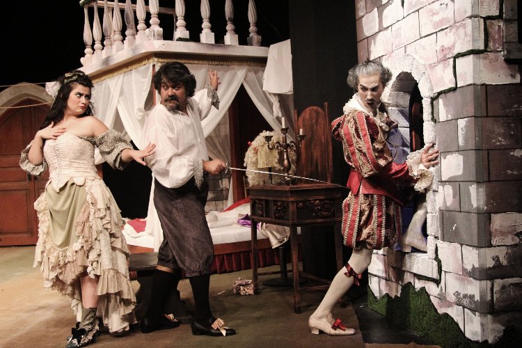 Bursa Devlet Tiyatrosu'nda bu hafta