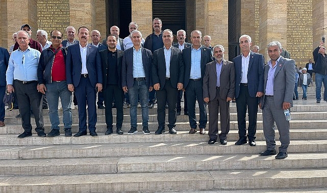 CHP Adıyaman İl Örgütü Büyük Emekli Mitingi'ne katıldı