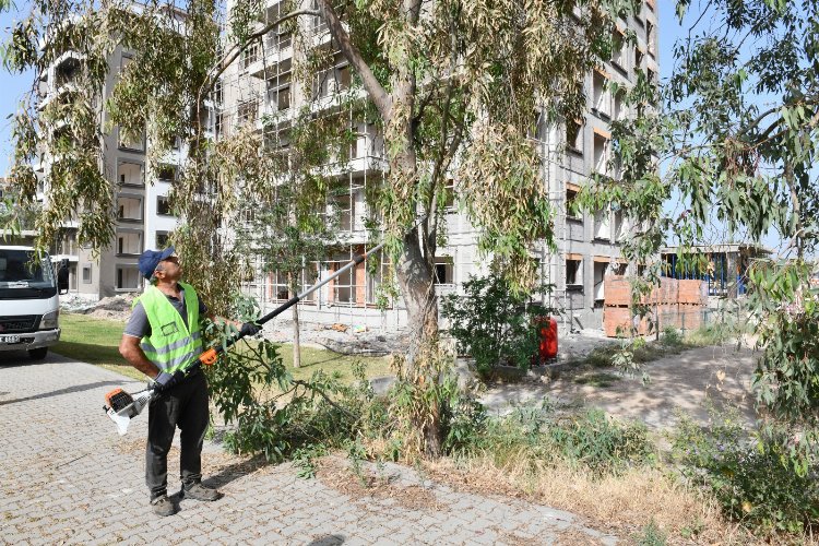 Çiğli'de detaylı çevre temizliği
