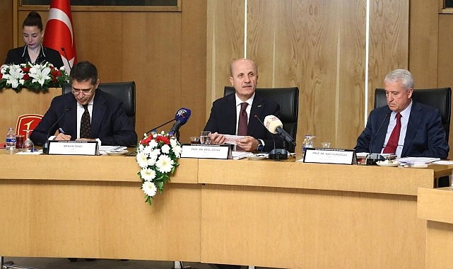 Rektör Prof. Dr. Budak, “Araştırma Üniversiteleri Destek Programı" toplantısına katıldı