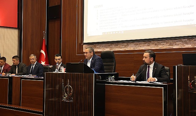 Son yıllarda sayısı hızla artan iş yerlerinde yabancı tabela kullanımına Keçiören'de dur denecek