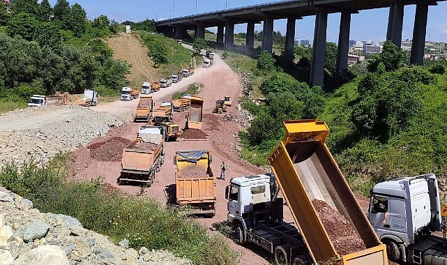 Wilcynski Caddesi'nde yol çalışmasına devam