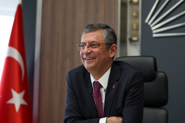 CHP Genel Başkanı Özel, EMŞAV Yönetim Kurulu Başkanı Yılmaz'ı ağırladı