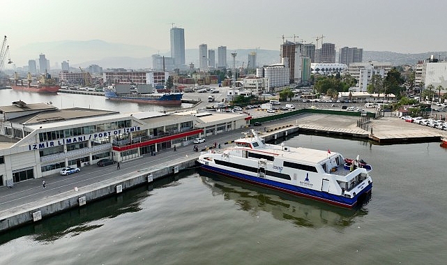 2023'ün yolculuk sayılarına 1 ayda yaklaşıldı İZDENİZ'in Midilli seferlerine yoğun ilgi