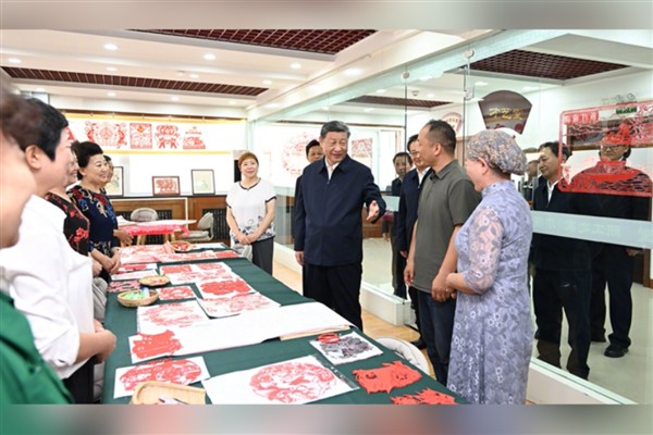 Xi Jinping, Ningxia'da incelemelerde bulundu