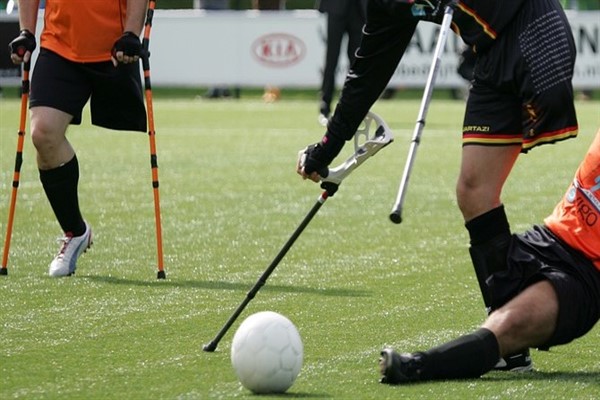 Bakan Göktaş ve Bakan Işıkhan, Ampute Milli Futbol Takımı'nı tebrik etti