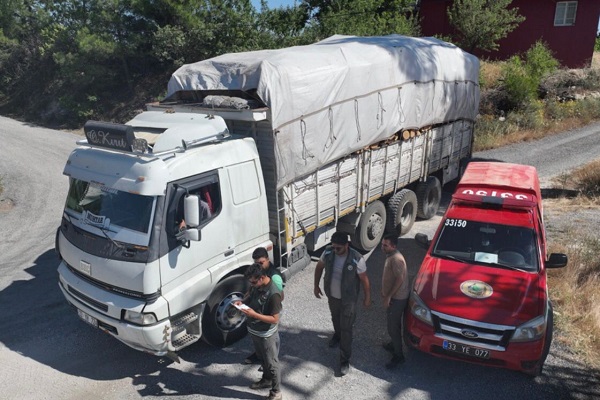 Mersin'de Orman Bölge Müdürlüğü eş zamanlı denetimler yaptı
