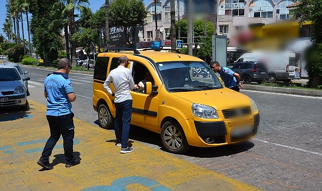 Alanya'da halk otobüsleri ve taksiler denetlendi